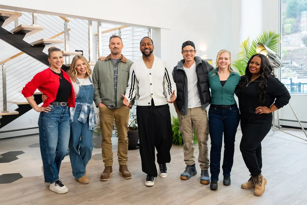 HGTV Totally '90s House Cast