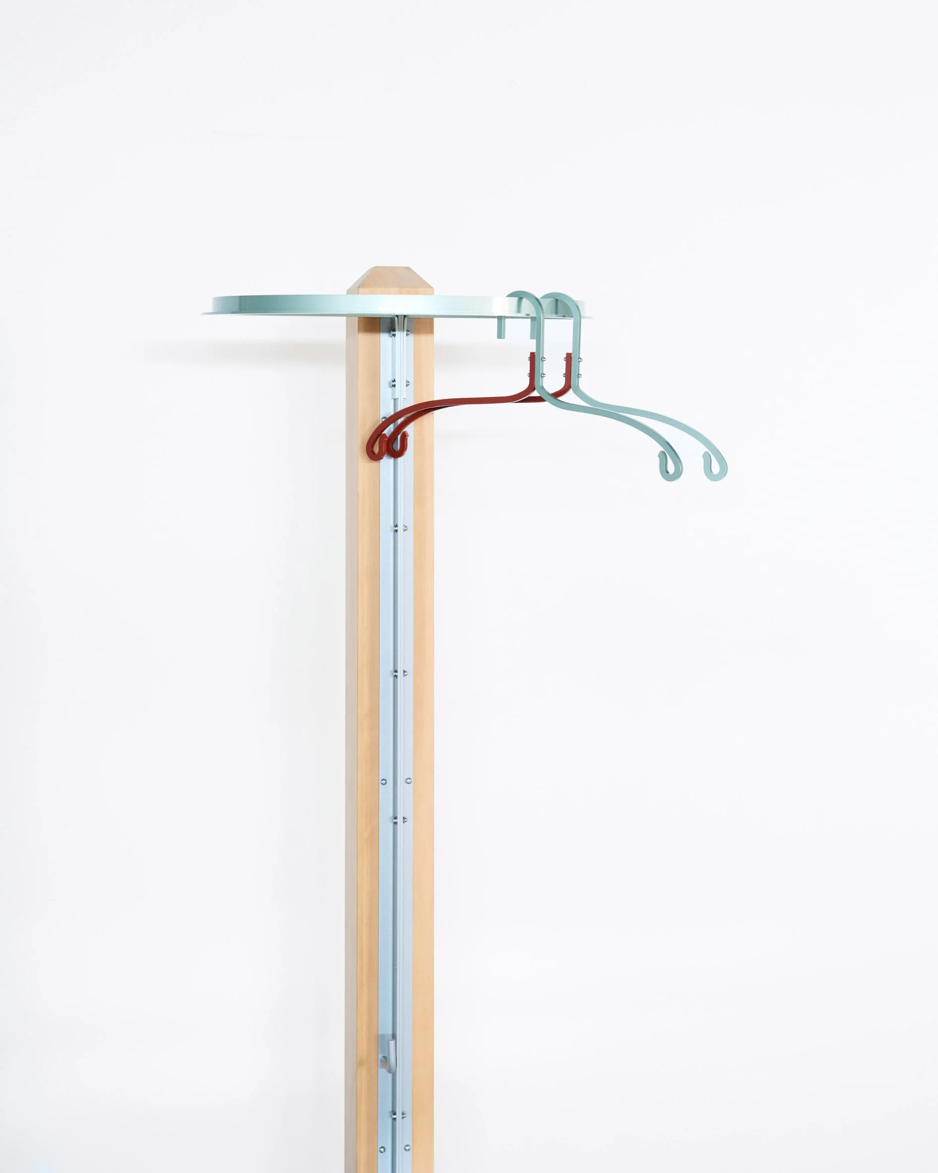 Metal clothes hanger